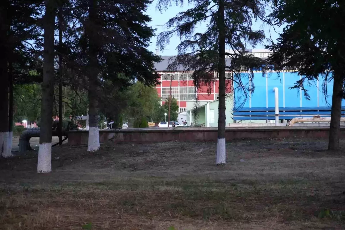 Kastamonu Fabrikasında Silahlı Kavga: 2 Güvenlik Görevlisi Yaralı