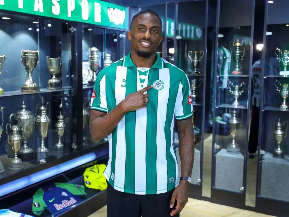 Konyaspor, Yhoan Andzouana'yı Kadrosuna Kattı