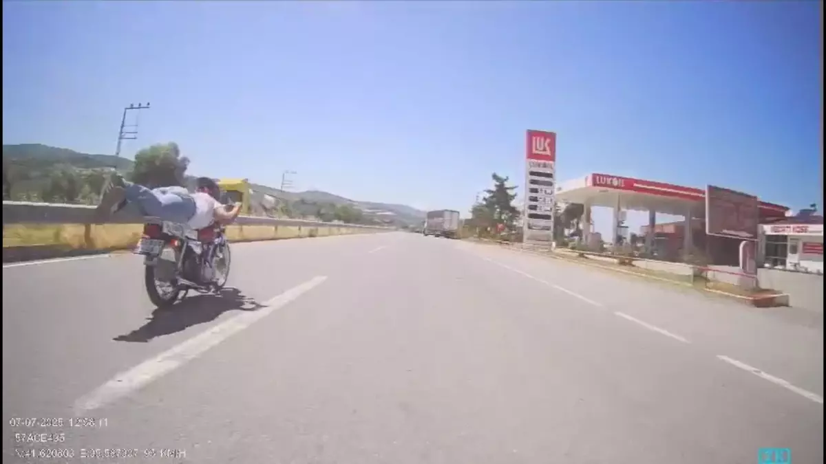 Motosiklet Sürücüsüne Yüzüstü Kullanım Nedeniyle Ceza