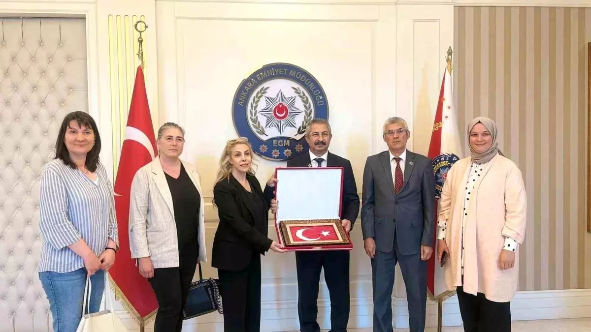 Muhabirler Derneği, Emniyet Müdürü Dinç'i Ziyaret Etti