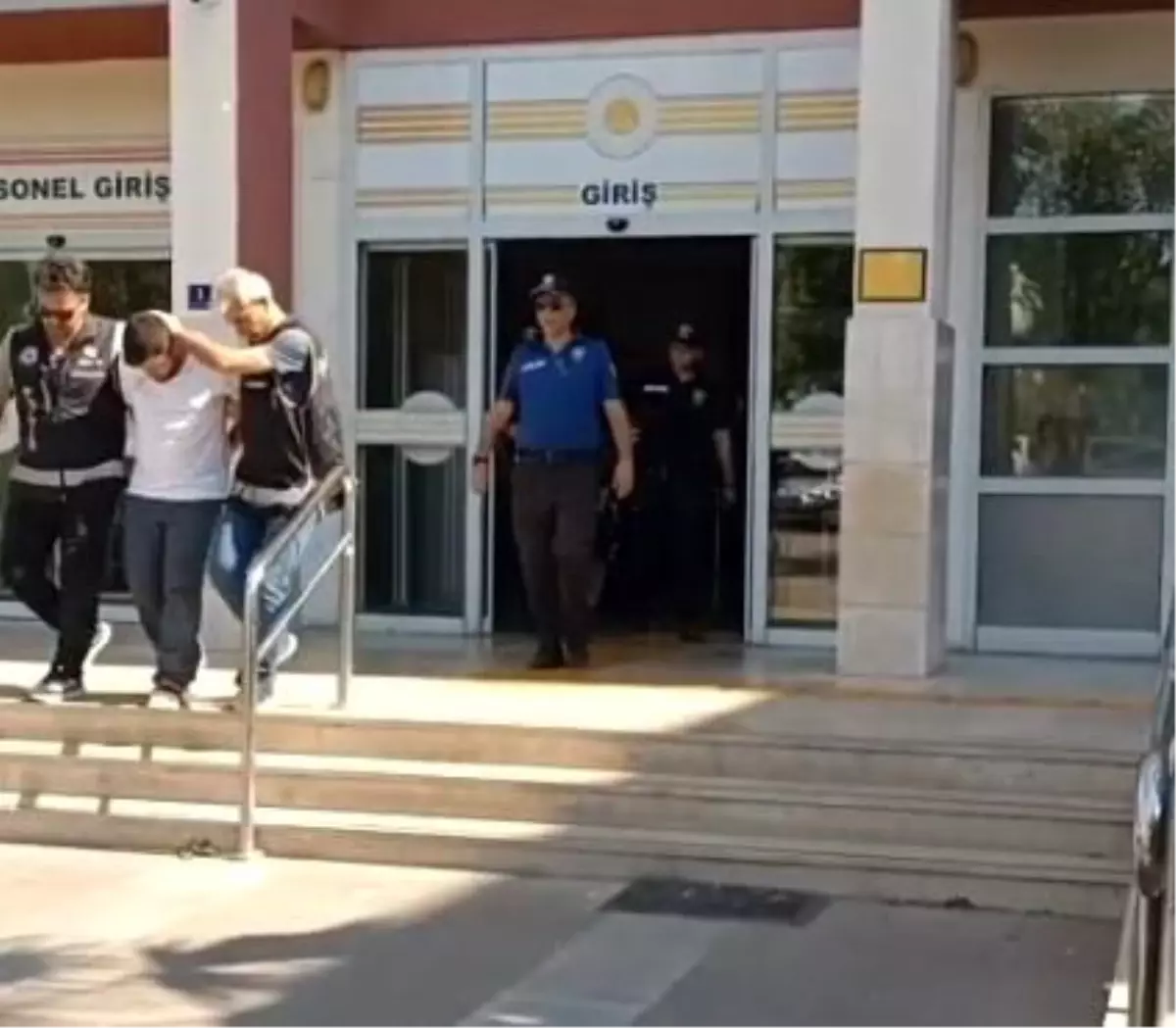 Nazilli'de Suç Şüphelileri Operasyonla Yakalandı