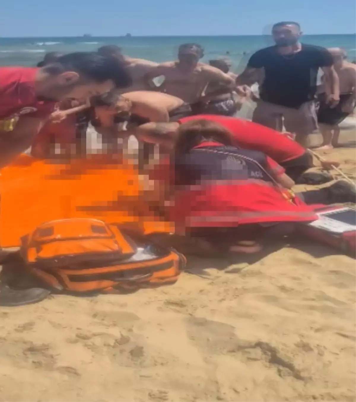 Sarıyer'de Boğulma Tehlikesi: Kadın Hastaneye Kaldırıldı