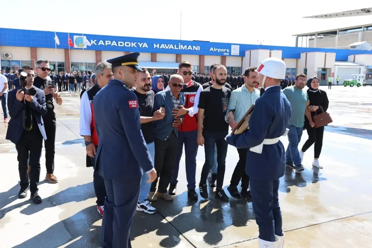Şehit Piyade Sözleşmeli Er Özkan Özkanlı'nın Cenazesi Memleketine Getirildi