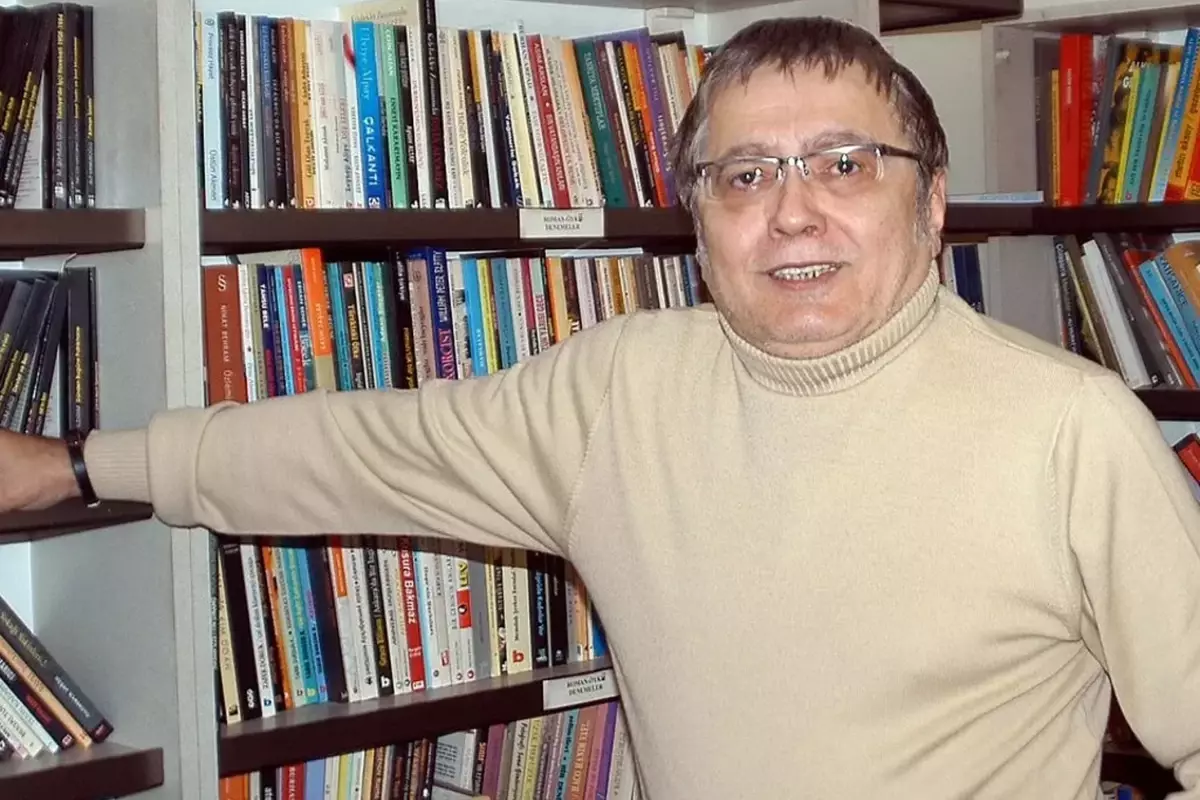 Gazeteci-yazar Hikmet Çetinkaya hayatını kaybetti