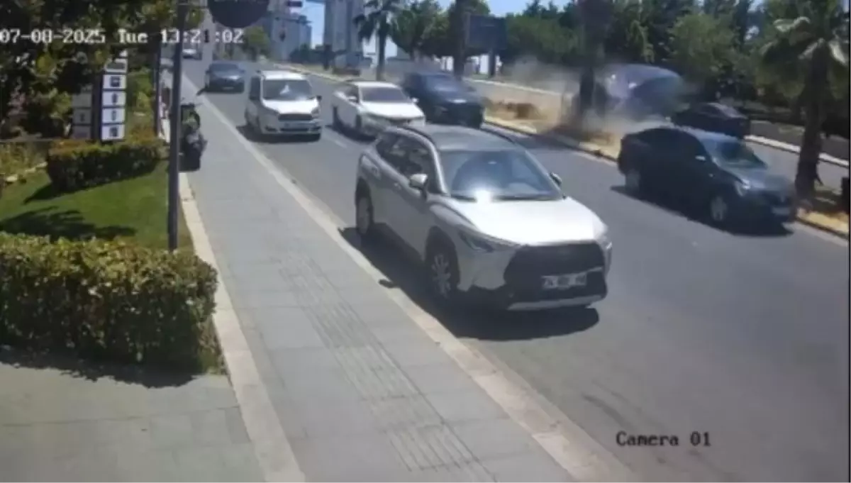 Ataşehir'de Trafik Kazası: 4 Yaralı