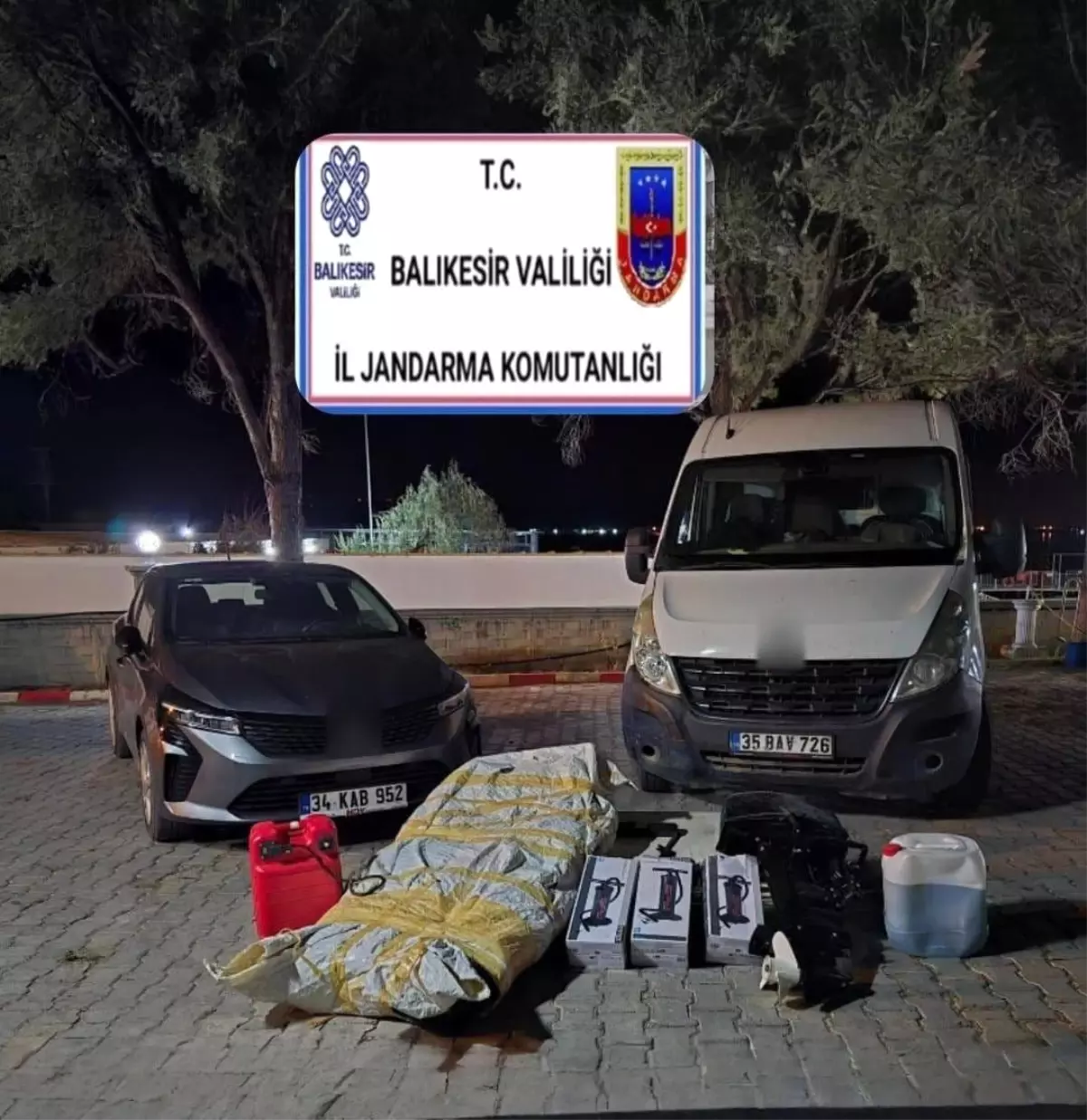 Ayvalık'ta Düzensiz Göçmen Operasyonu: 22 Somali Göçmen Yakalandı
