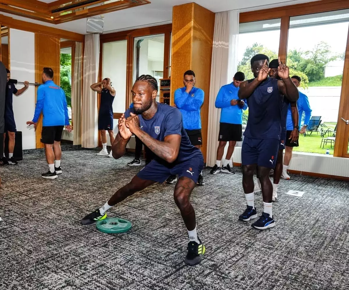 Başakşehir, Avusturya'da Çift İdmanla Hazırlıklarına Devam Ediyor