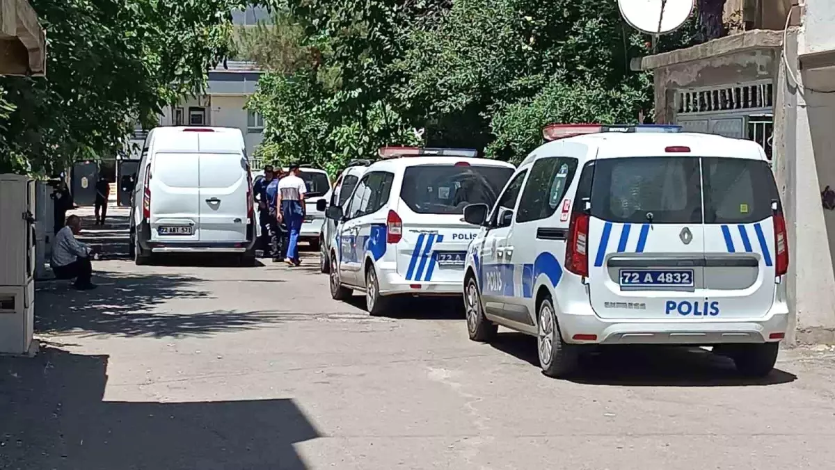 Batman'da Tartışma Bıçaklı Kavgaya Dönüştü: Kadın Ağır Yaralandı