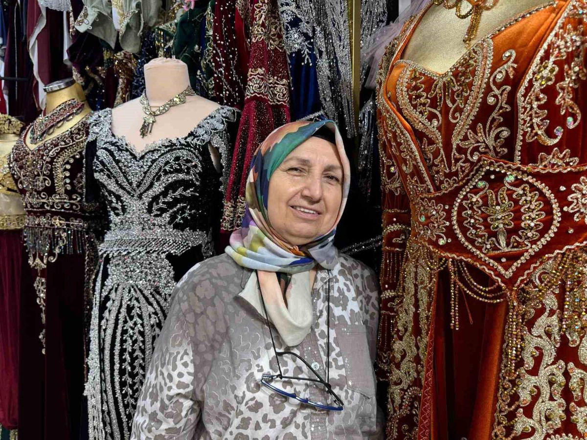 Bindallı Kıyafetlerine Gençlerden Yoğun İlgi