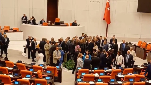 Parliament occupation for Zeydan Karalar, who was arrested from CHP