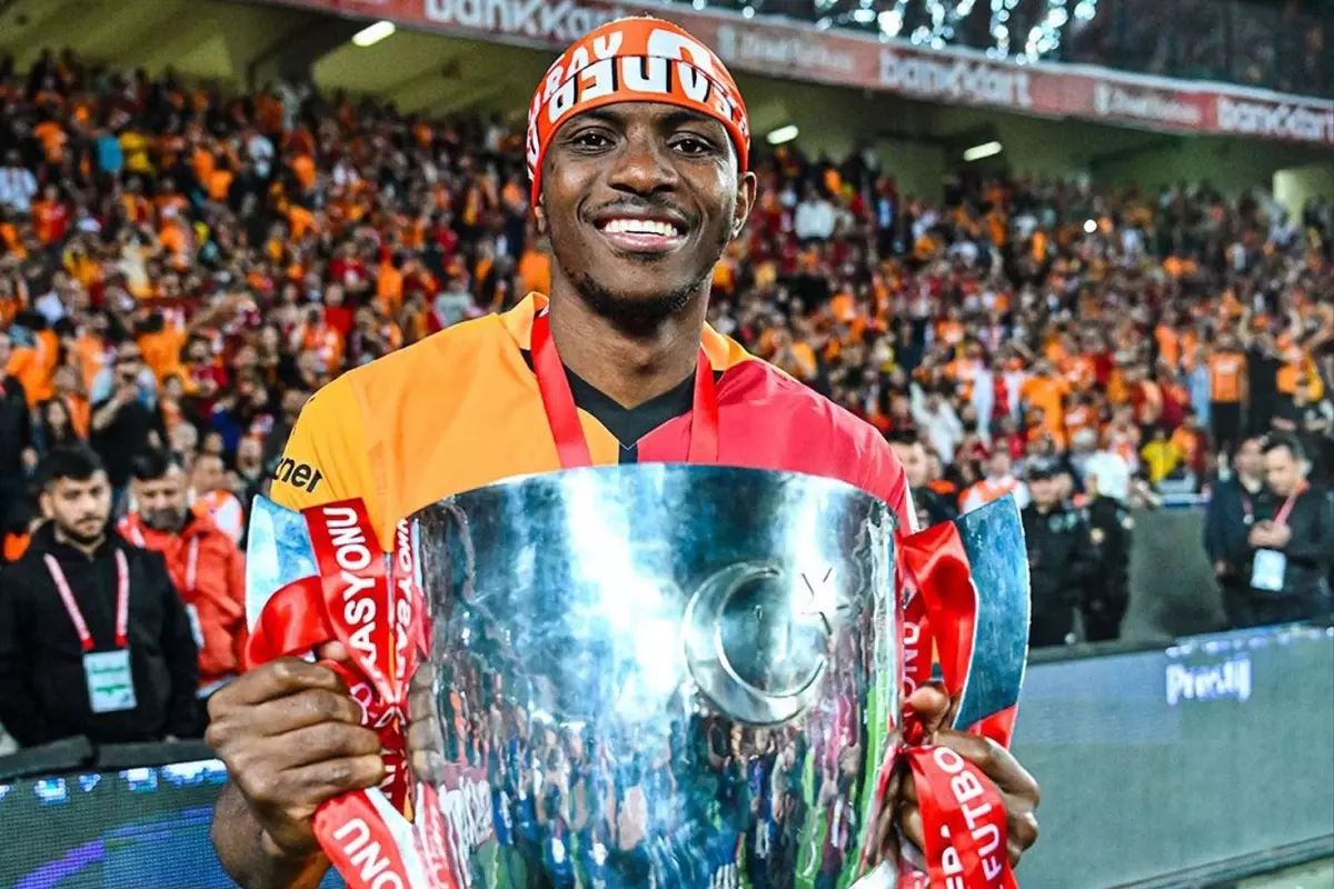 Dünyaca ünlü yıldızdan Osimhen için olay sözler: Galatasaray'a giderse çıldırırım