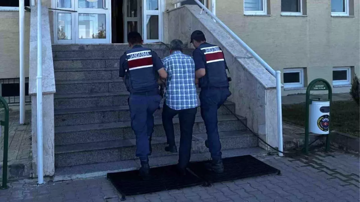 Kırıkkale'de FETÖ Üyesi Eski Polis Yakalandı