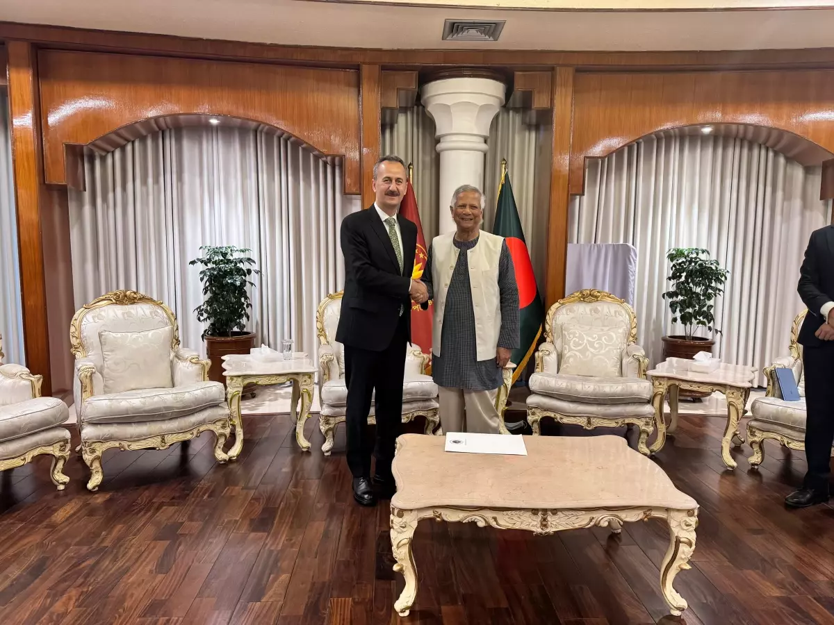 Savunma Sanayii Başkanı Haluk Görgün, Bangladeş Geçici Hükümeti Başkanı'nı Ziyaret Etti