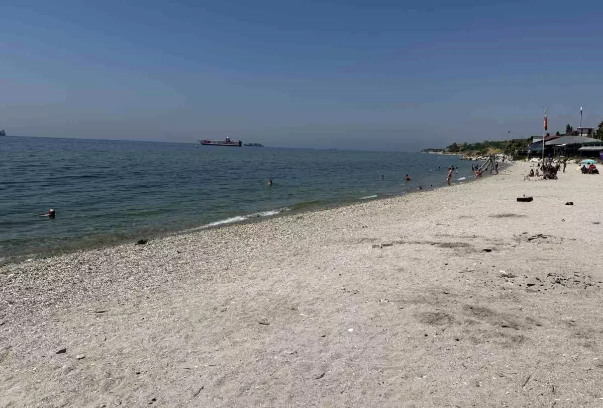 Beylikdüzü Marina'daki Ücretsiz Plajda Altyapı Sorunları