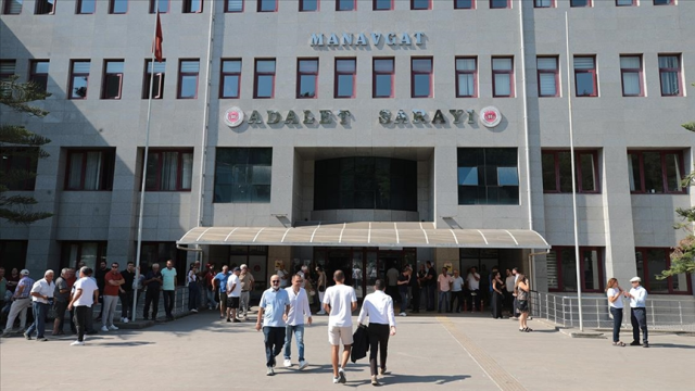 Manavgat Mayor Niyazi Nefi Kara was arrested in the 'bribery' investigation