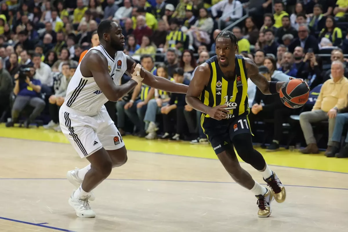Fenerbahçe Beko, Nigel Hayes-Davis'in NBA'ye Geçişini Açıkladı
