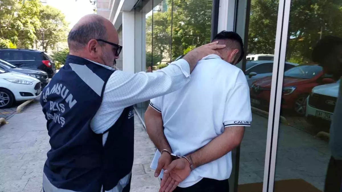 Samsun'da Eğlence Mekanı Önünde Silahlı Çatışma: 2 Yaralı, 4 Gözaltı