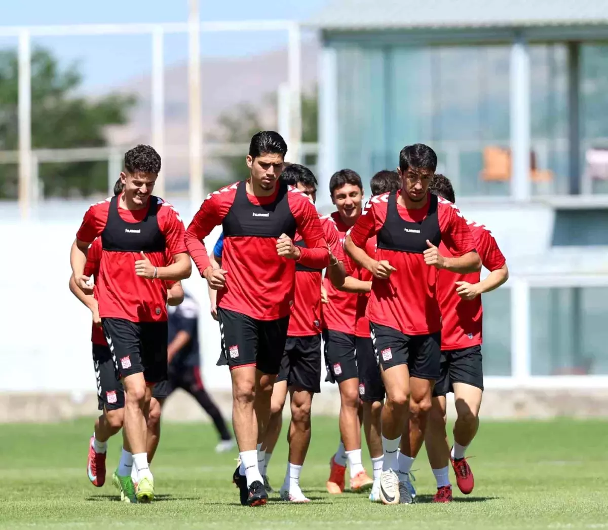Sivasspor, 2025-2026 Sezonu Hazırlıklarını Sivas'ta Sürdürüyor