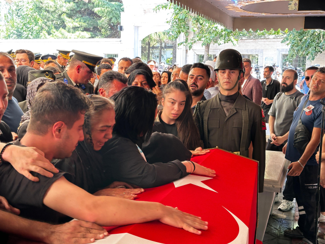 Turkey bids farewell to its cities! Tears have flowed like a flood