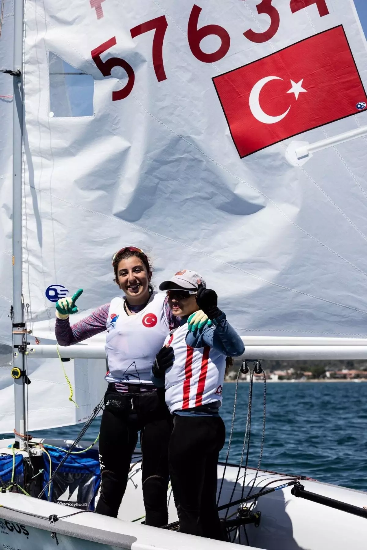 420 Dünya Şampiyonası'nda Türk Yelkenciler Denizde Tarih Yazdı