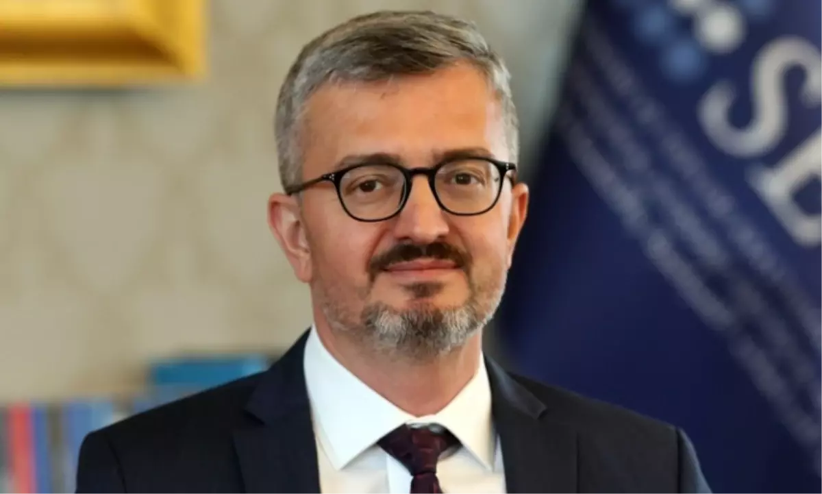 Burhanettin Duran kimdir? Burhanettin Duran kaç yaşında, nereli? Hayatı ve biyografisi!