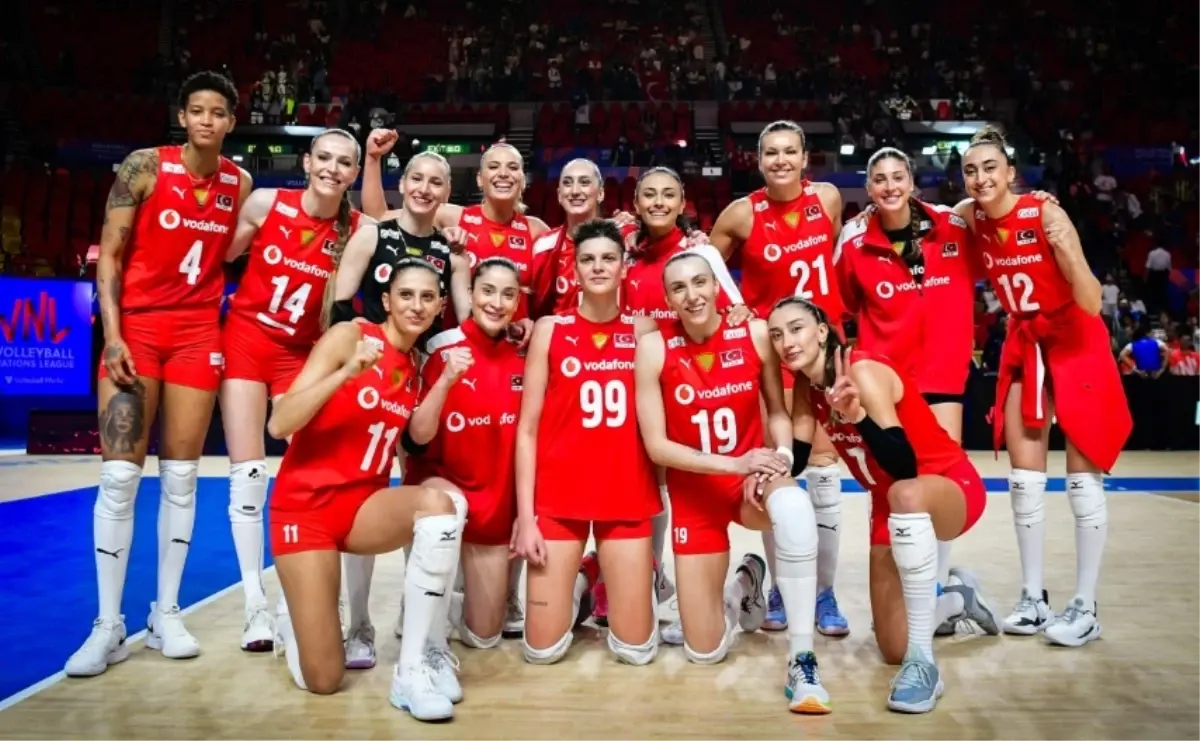 Hollanda Türkiye voleybol canlı izleme linki var mı?
