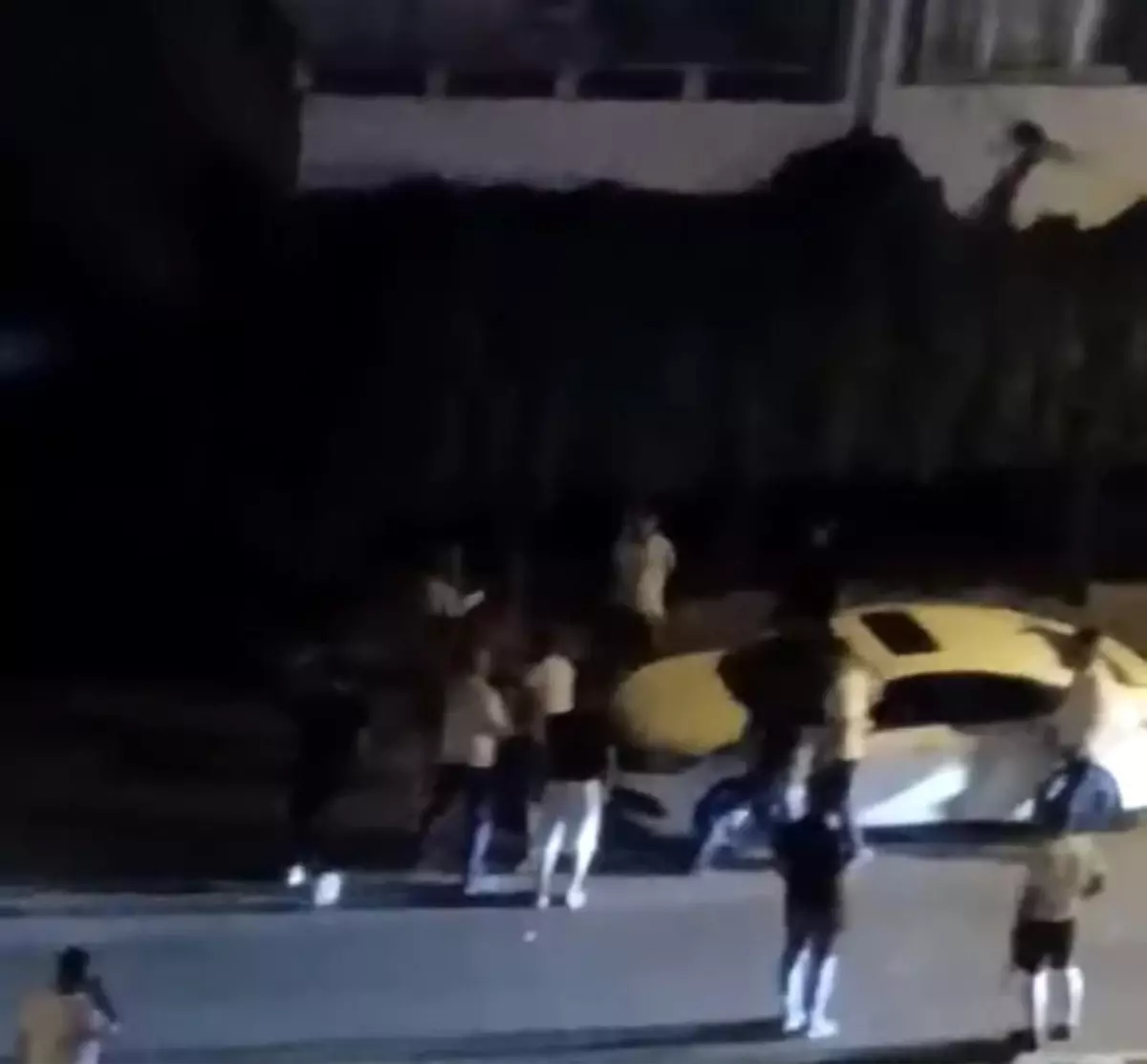 Bursa'da İki Grup Arasında Kavga: 3 Yaralı