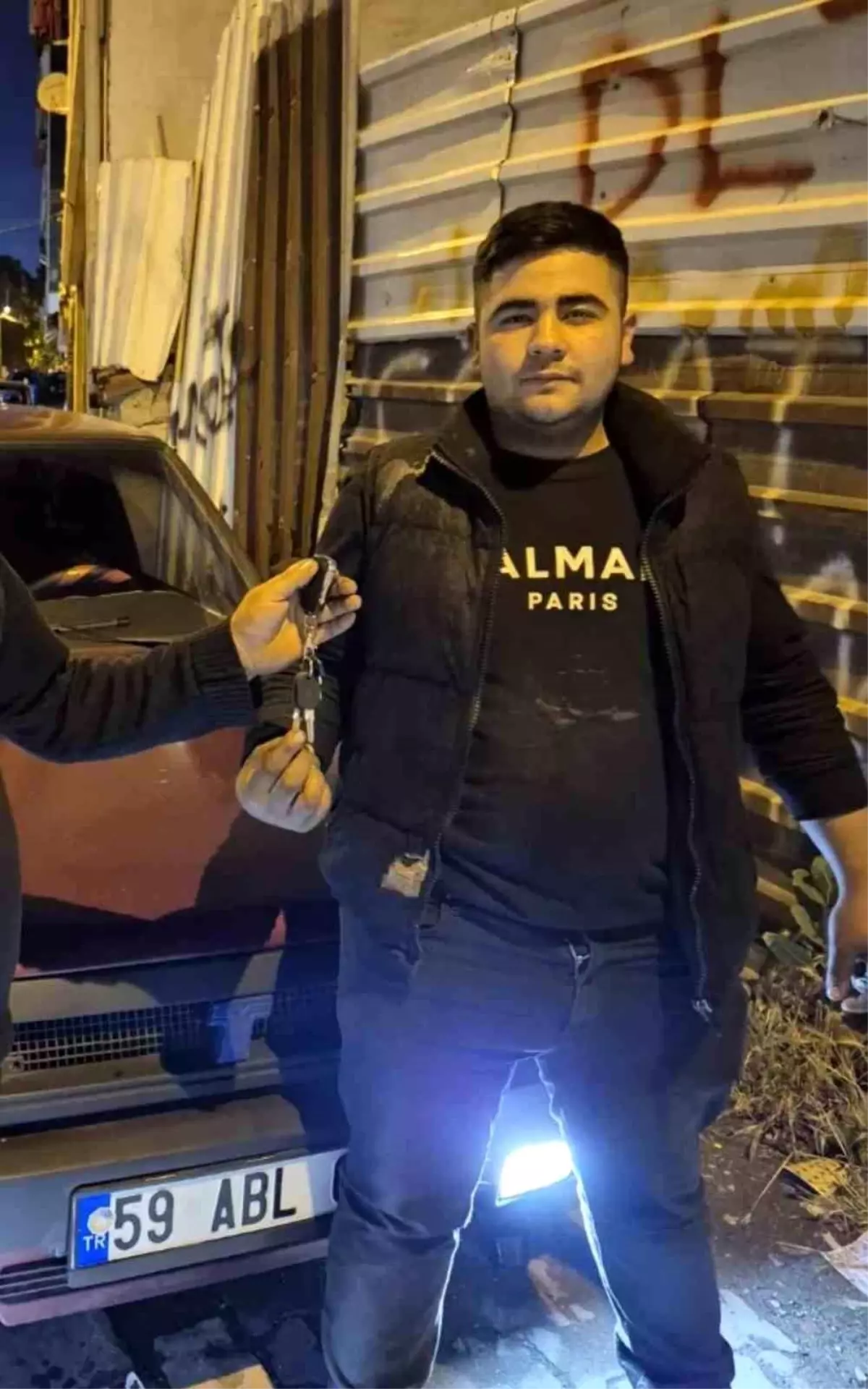 Küçükçekmece'de Motosiklet Tartışması Kanlı Bitti: 16 Yaşındaki Genç Öldürüldü