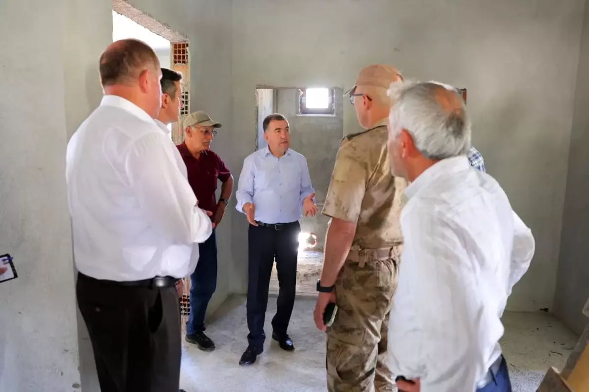 Bayburt Valisi, Köy Ziyaretleriyle Vatandaşlarla Buluştu