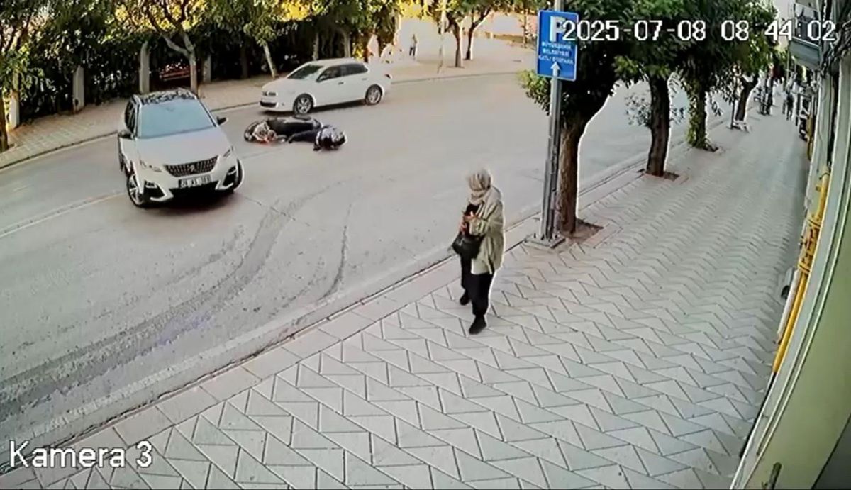 Eskişehir'de Yasaklı Dönüş Kazası: Motosikletli Düşerek Yaralandı