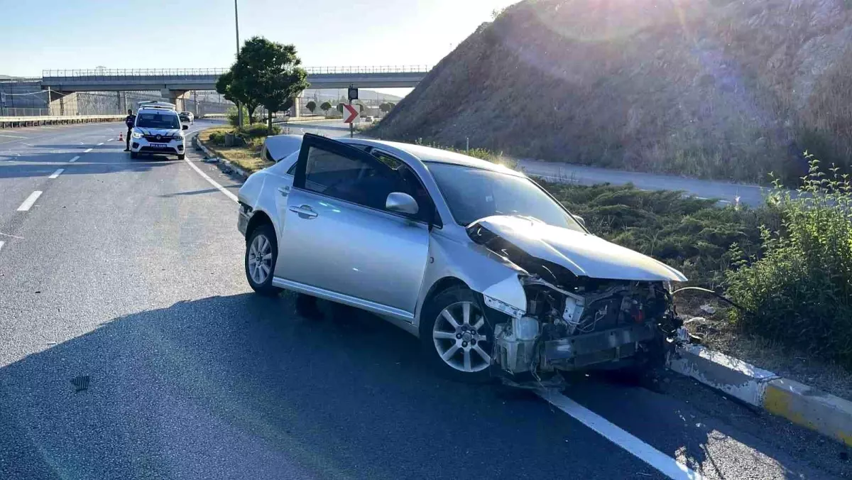 Sivas'ta Trafik Kazası: 2 Yaralı