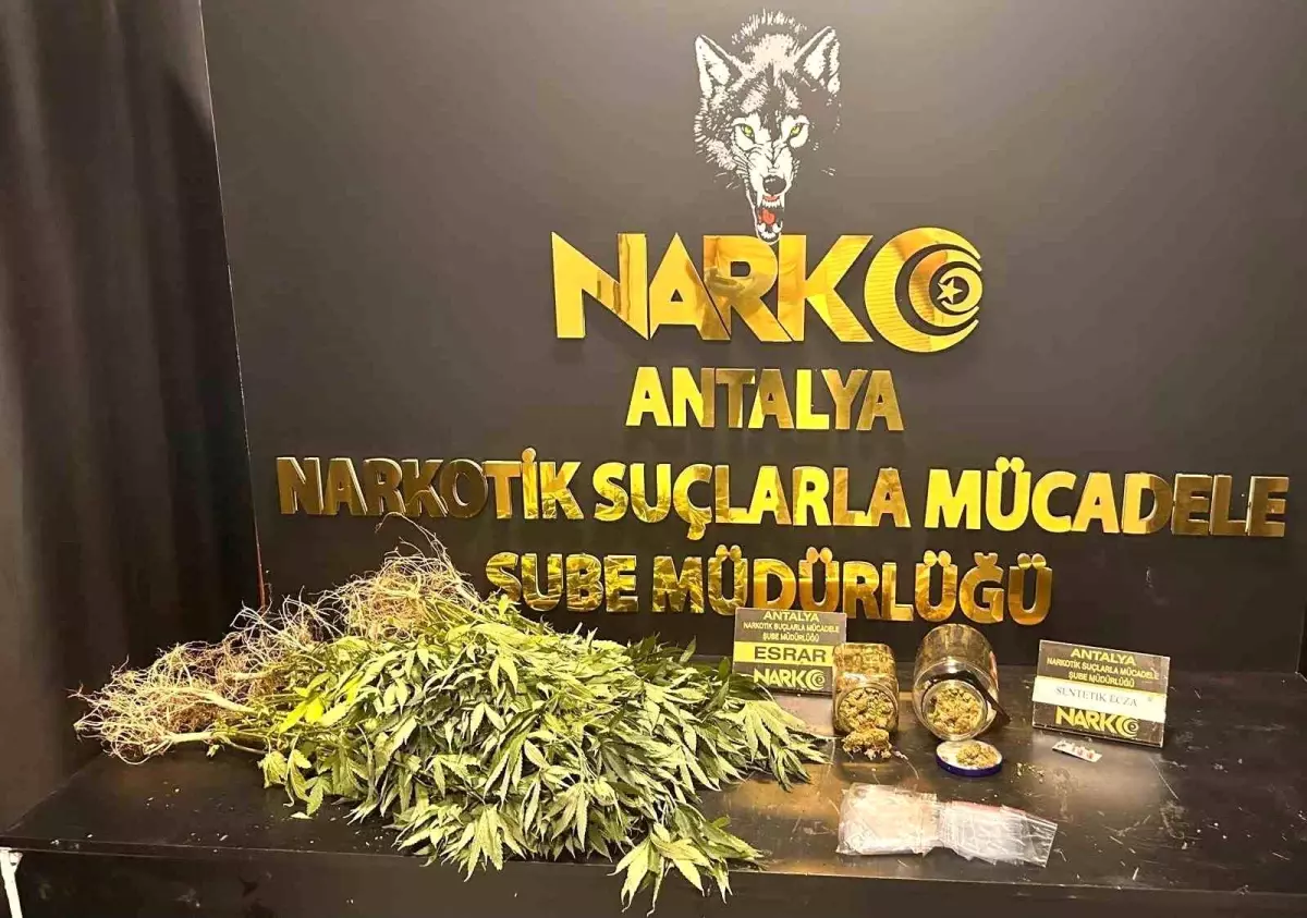 Antalya'da Uyuşturucu Operasyonlarında 32 Şüpheli Yakalandı