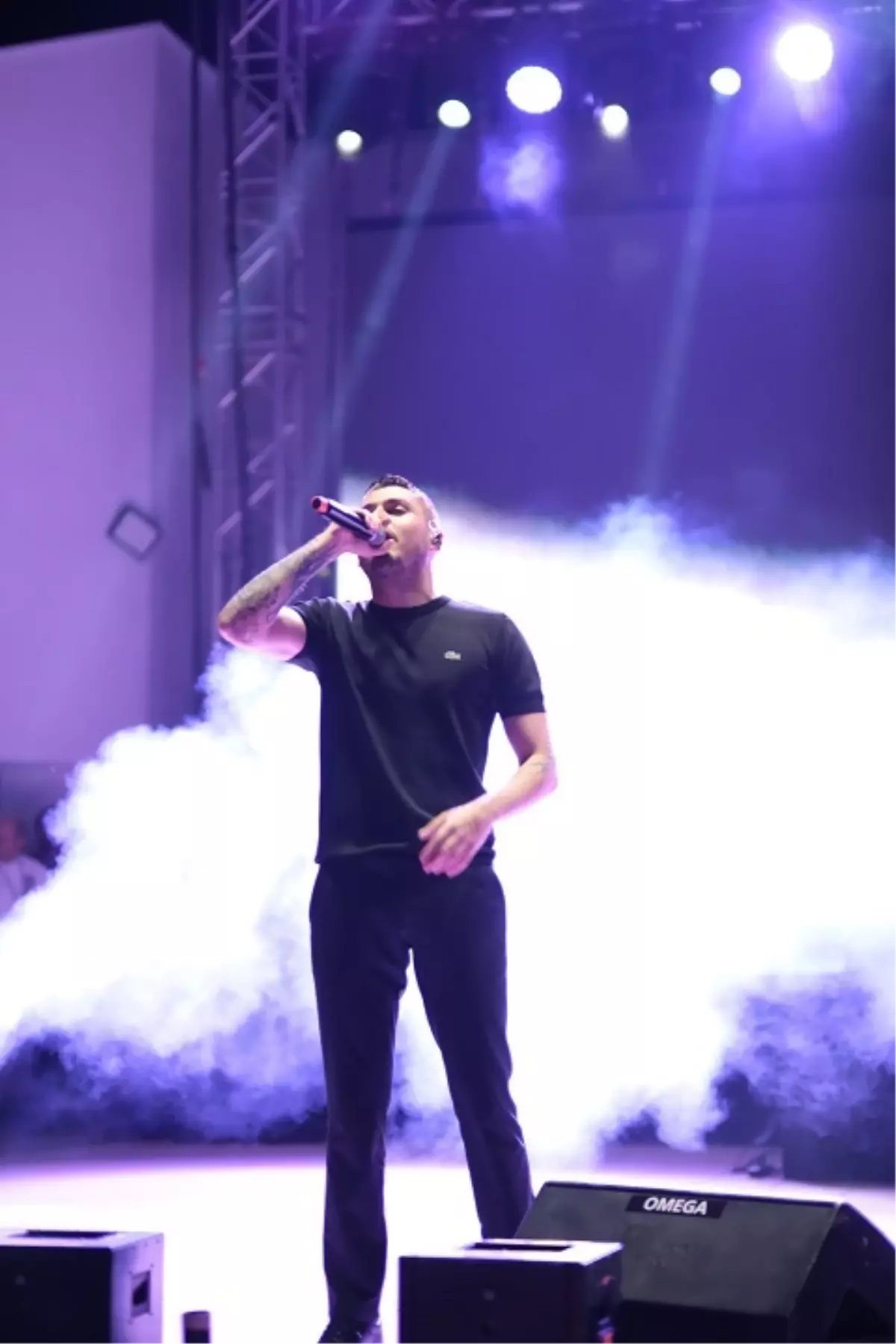 BLOK3 Akşehir'de Coşku Dolu Bir Konser Verdi