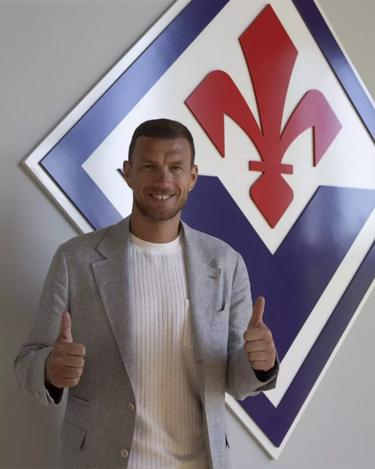 Fiorentina, Edin Dzeko İle Anlaşma Sağladı