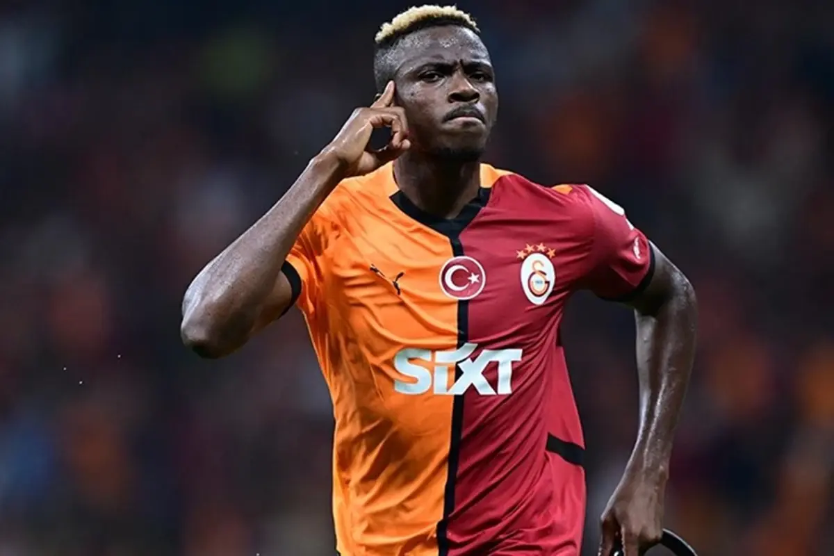 Osimhen'den gece yarısı taraftarı ayağa kaldıran paylaşım