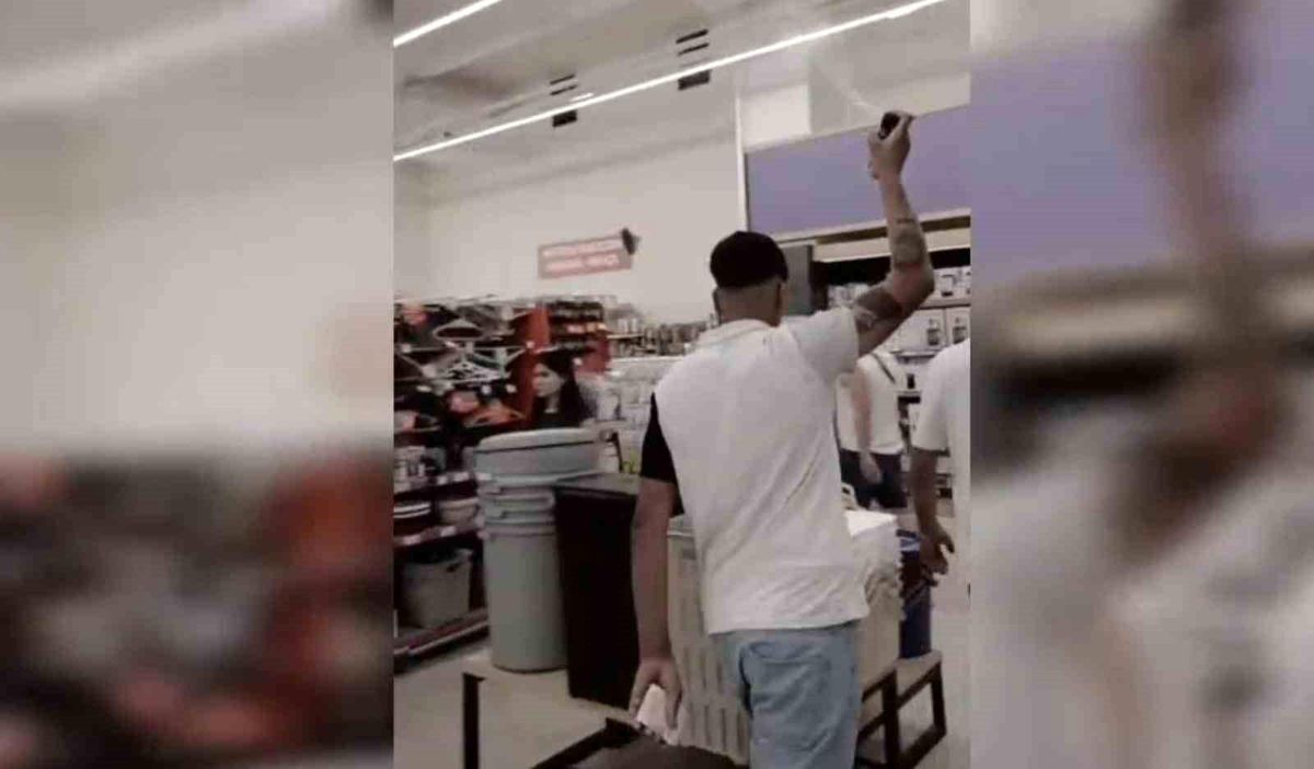 Deodorantla Büyükanne Yapan Şahıs Gözaltına Alındı