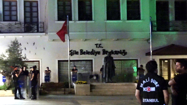 Operation at Şile Municipality! Mayor Özgür Kabadayı has been detained