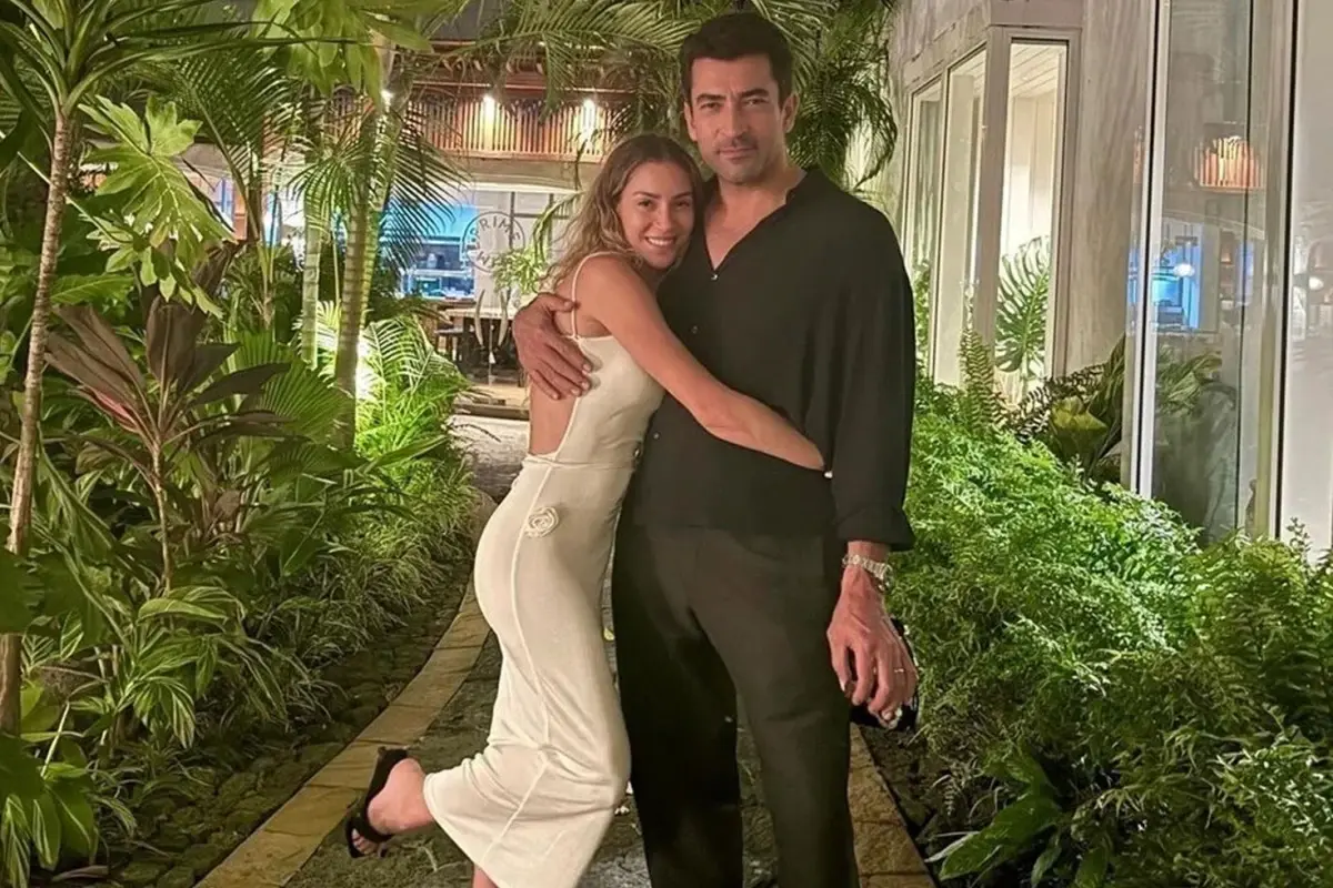 Sinem Kobal'dan yıllar sonra bikinili paylaşım