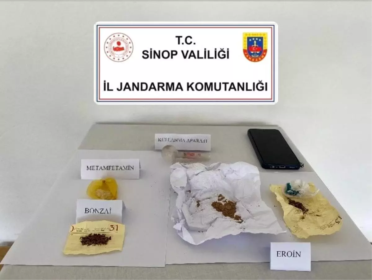 Sinop'ta Yolcu Otobüsünde Uyuşturucu Ele Geçirildi