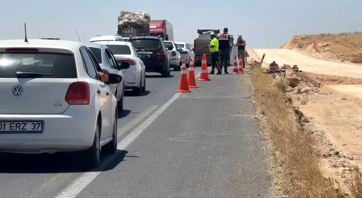 Şanlıurfa'da Yaya Tırın Altında Kaldı, 26 Yaşındaki Genç Hayatını Kaybetti