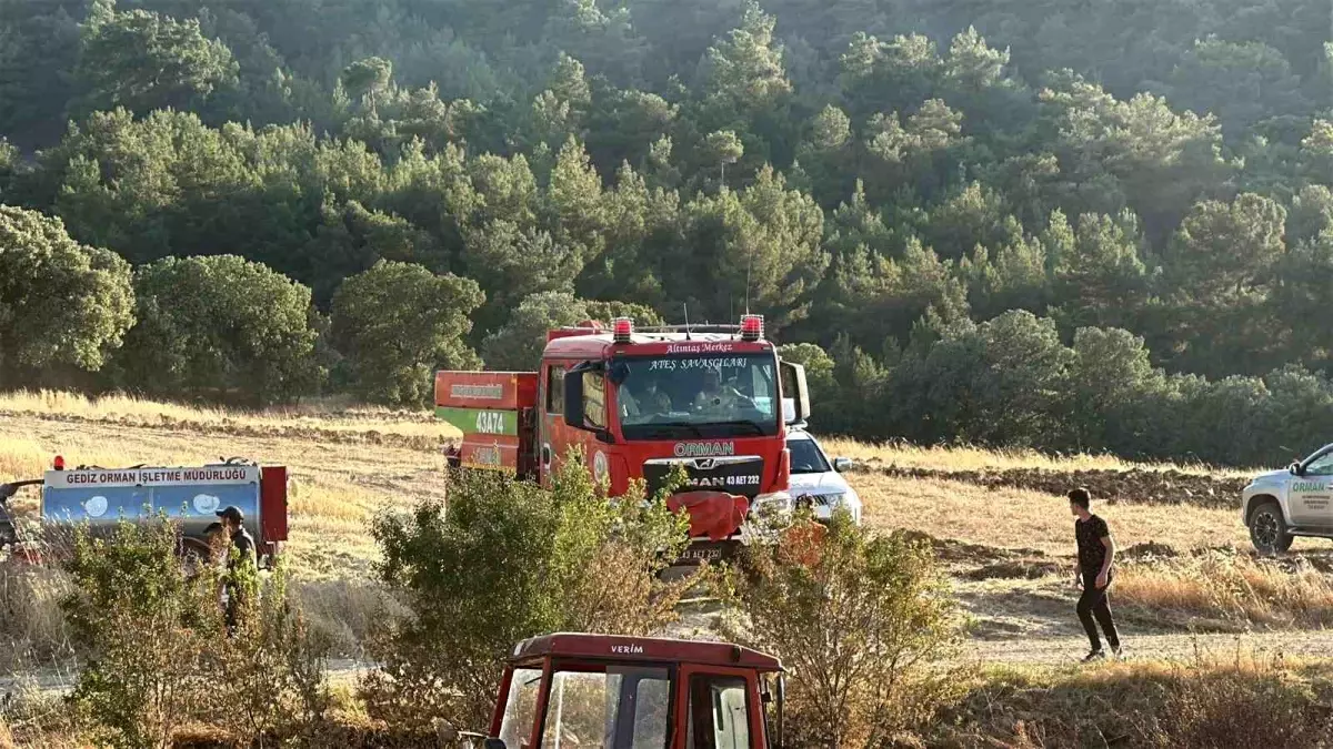 Uşak'taki yangın kontrol altına alındı