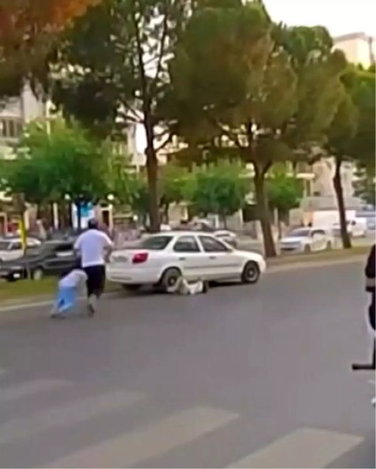 Kahramanmaraş'ta Otomobilin Çarptığı İki Çocuk Yaralandı