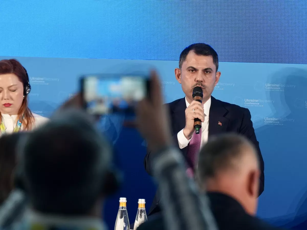 Türkiye, Ukrayna'nın Yeniden İnşası İçin Yardıma Hazır