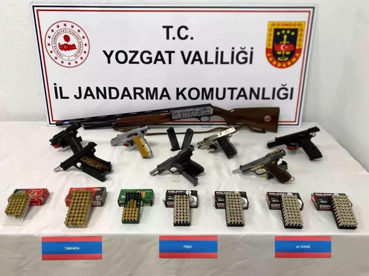 Yozgat'ta Jandarma, Gömülü Silahlar Buldu