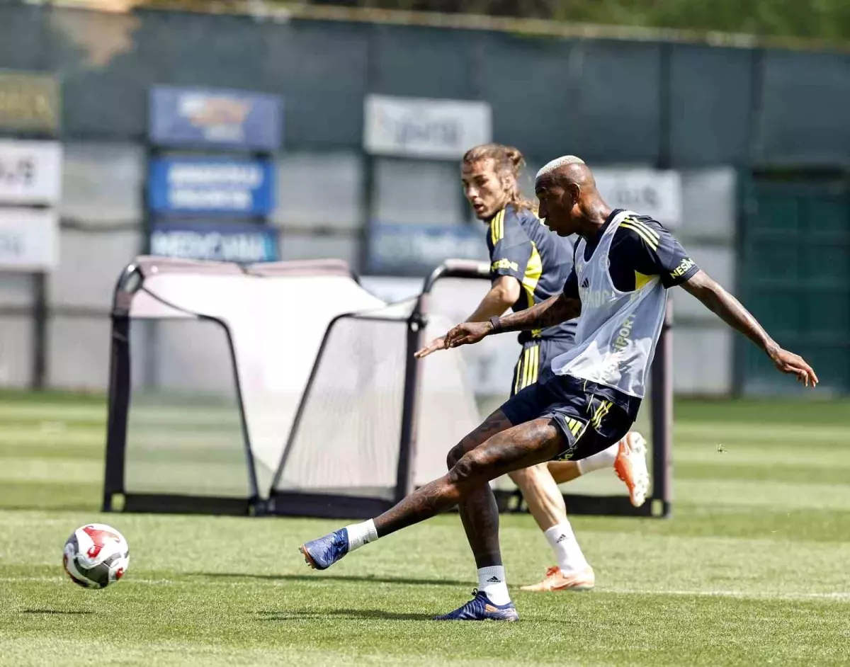 Fenerbahçe, Yeni Sezon Hazırlıklarına Devam Ediyor