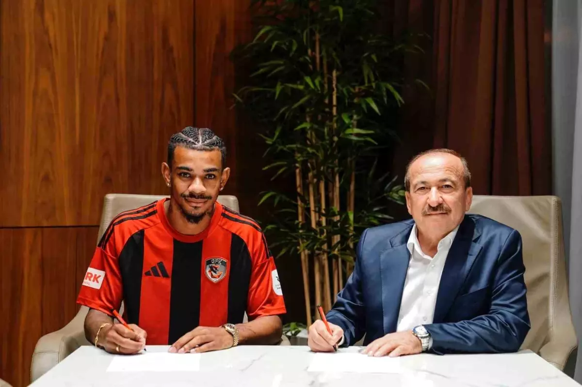 Gaziantep Futbol Kulübü, Juninho Bacuna ile Sözleşme İmzaladı