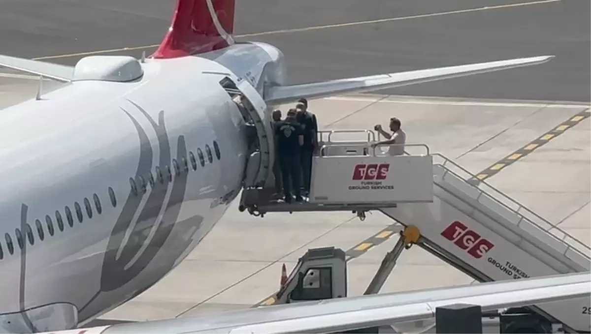 Leman Dergisi Soruşturmasında Firari Yazı İşleri Müdürü Gözaltına Alındı