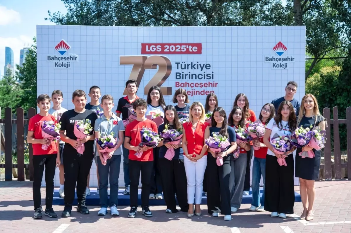 LGS'de Bahçeşehir Koleji'nden 72 öğrenci 500 tam puan aldı