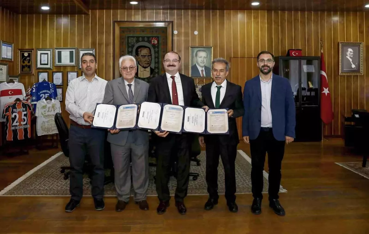 Atatürk Üniversitesi Mühendislik Fakültesi Üç Bölümünü Yeniden Akredite Etti