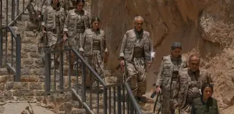 PKK'nın silahlarını imha edildiği törende kimler yar aldı? Bese Hozat da silahını yaktı